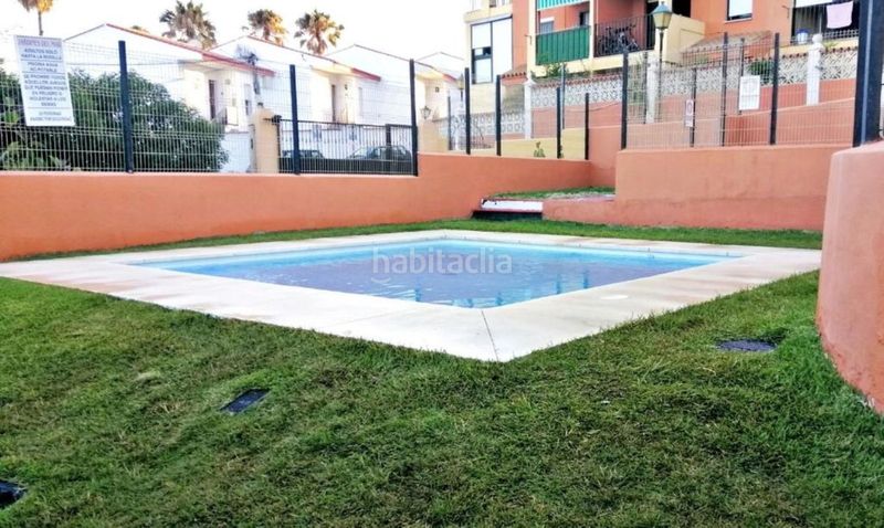 Foto cc6bcd45-2c55-4467-80df-b3381018ae8b. Apartament amb aparcament piscina a Alcorrín Manilva