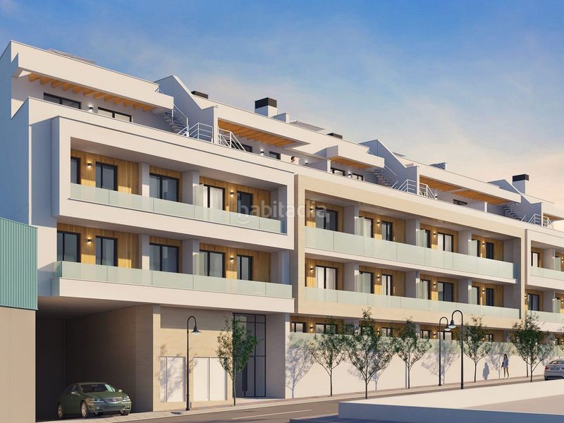 Foto e2476811-e644-4829-9c6a-ea9edcbd10b1. Apartament amb aparcament a Las Flores Mijas