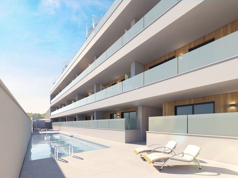 Foto f5794b93-284a-4a2b-9b38-f7ee38821004. Apartament amb aparcament a Las Flores Mijas