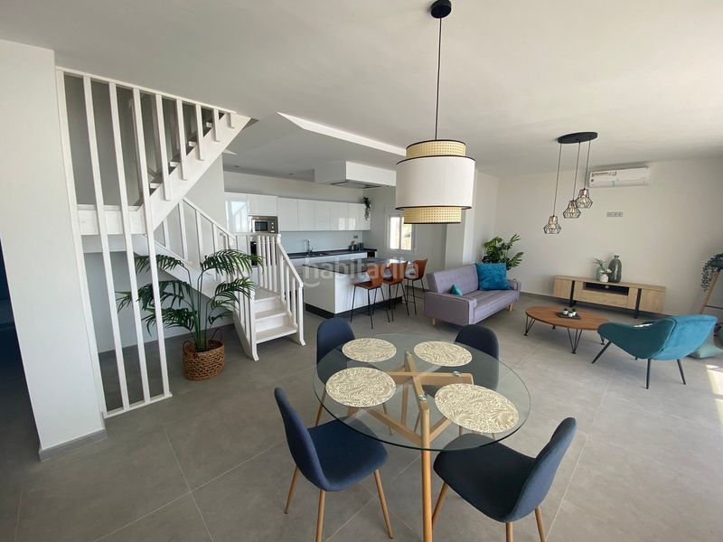 Foto fcf4c6ae-bdad-496f-86c7-75936a330893. Apartament amb piscina a Centro Estepona