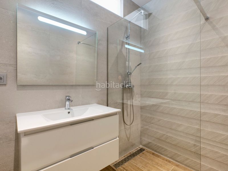 Foto 0d81b8c1-1cae-4245-9e35-3e975b27d981. Apartament amb piscina a Centro Estepona