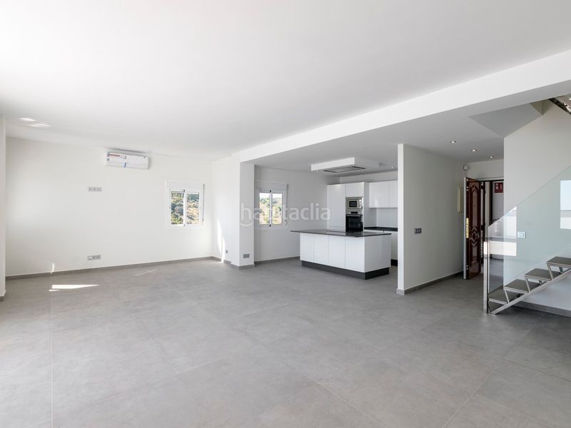 Foto 2705a634-79df-43fb-a176-1a666825c3a4. Apartament amb piscina a Centro Estepona