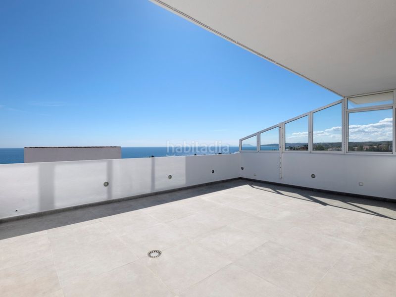 Foto 5bfc6551-6009-4b89-aa7a-02dbe38038a6. Apartament amb piscina a Centro Estepona