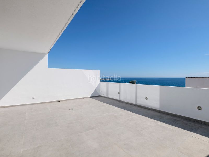 Foto ffddd2f7-56ca-4e5d-be48-e74e43bfc82f. Apartament amb piscina a Centro Estepona