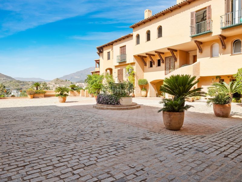 Foto 1507b939-f675-477a-99b3-ea221929e67a. Apartament a Aloha Marbella