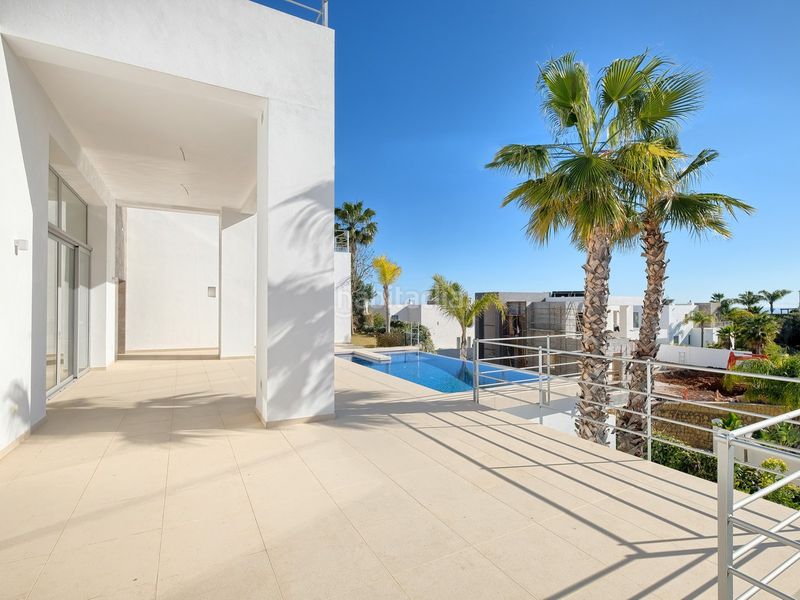Foto e34d8a47-8d51-40fc-8b7b-bb427d543c99. Casa amb piscina a los arqueros - puerto del almendro Benahavís