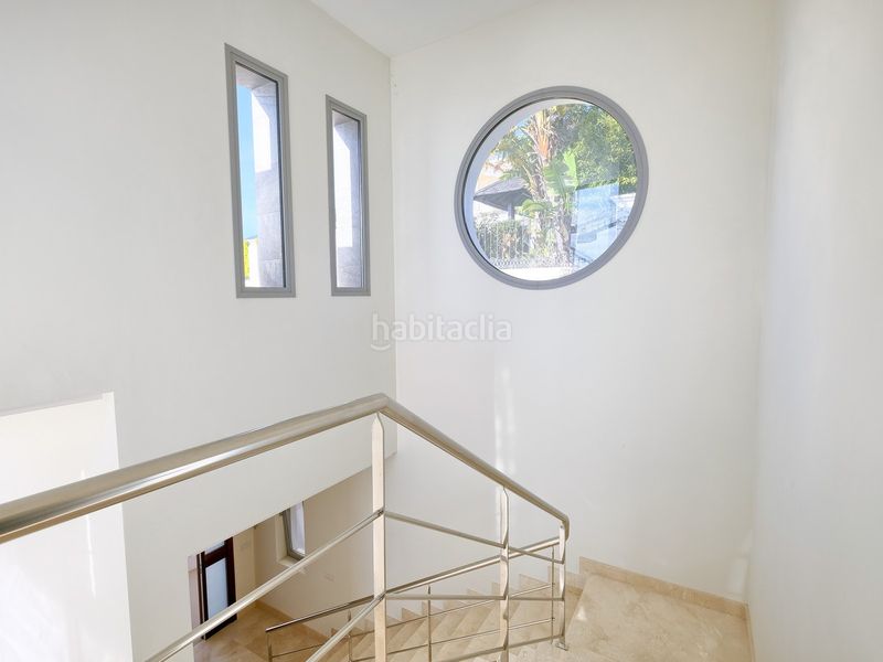 Foto eaf09169-6656-4bfb-8996-febd59471952. Casa amb piscina a los arqueros - puerto del almendro Benahavís