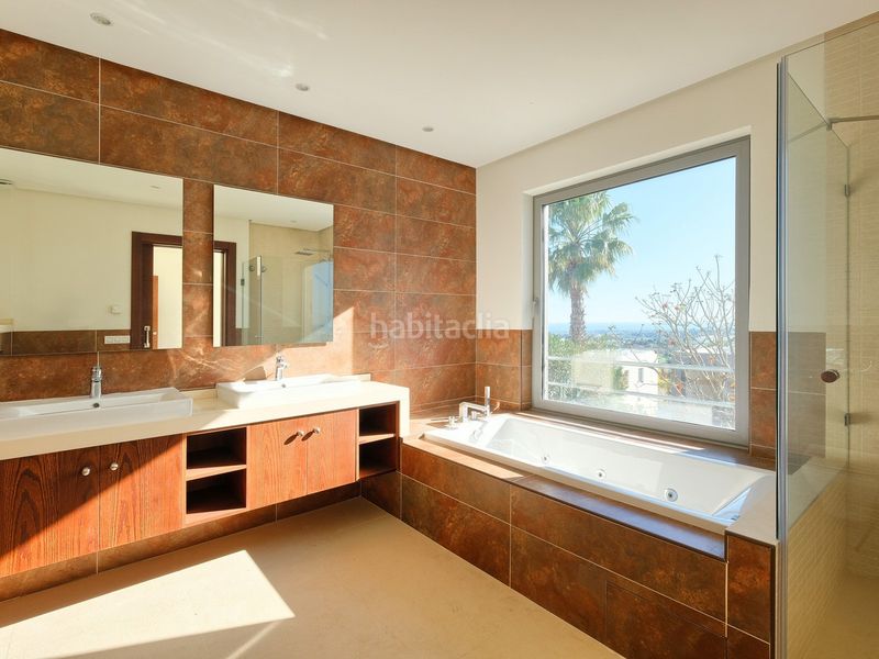 Foto fccacbae-0946-4c76-ba34-3ede8b0f1cf0. Casa amb piscina a los arqueros - puerto del almendro Benahavís