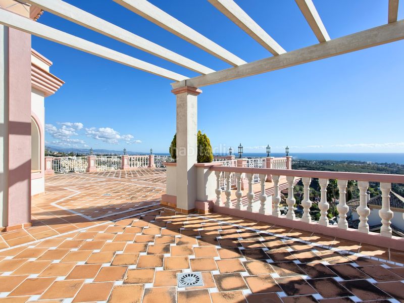 Foto ee086124-aeed-497c-a23d-66b2f4d17dc8. Casa amb piscina a Los Flamingos Benahavís