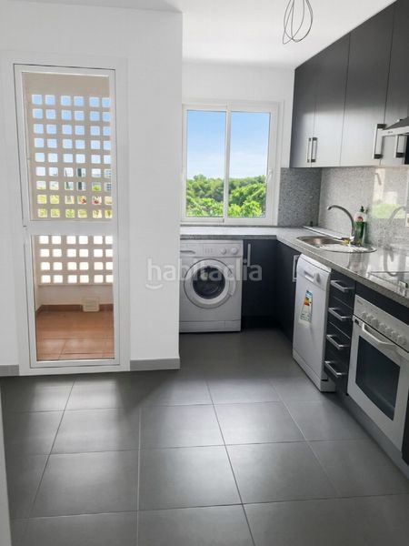 Foto dd05e067-d4bf-4181-8c6b-a3a7b4e11a80. Apartament a Centro Estepona