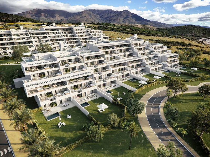 Foto 92642087-fd2d-489b-a6de-400ae68f6192. Apartament amb piscina a Parque Central Estepona