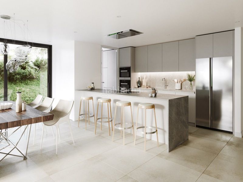 Foto d885c0a4-bcee-4794-9022-9491ec558c9f. Apartament amb aparcament piscina a Parque Central Estepona