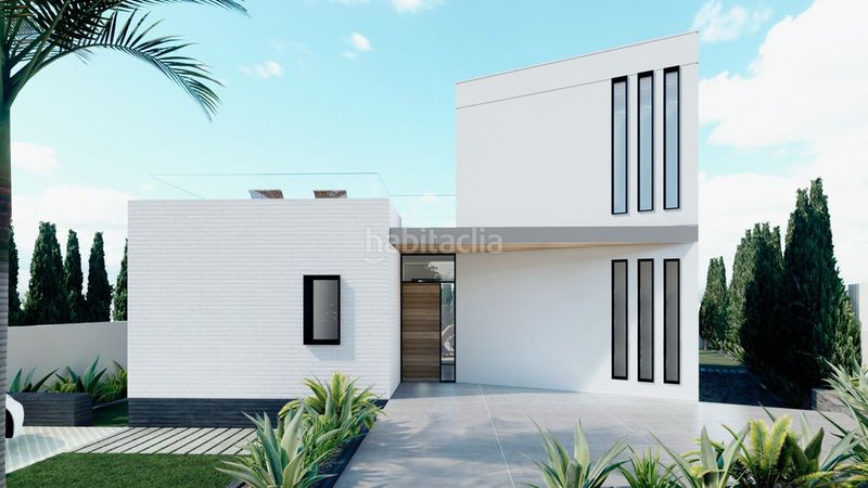 Foto a7a2aaca-4c4b-4ec8-a576-c01d2254f758. Casa amb aparcament piscina a Solymar Benalmádena