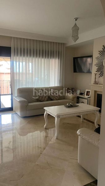 Foto d1346a20-016b-4d6a-a124-3d9f45676456. Casa amb aparcament piscina a Parque Central Estepona