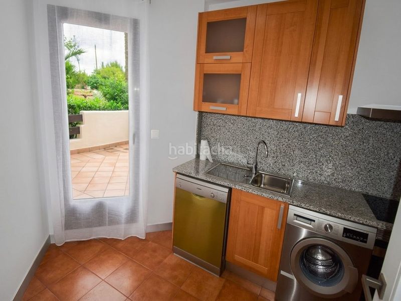 Foto 48626d3c-87ff-475b-9c32-233974443e69. Apartament a Centro Estepona