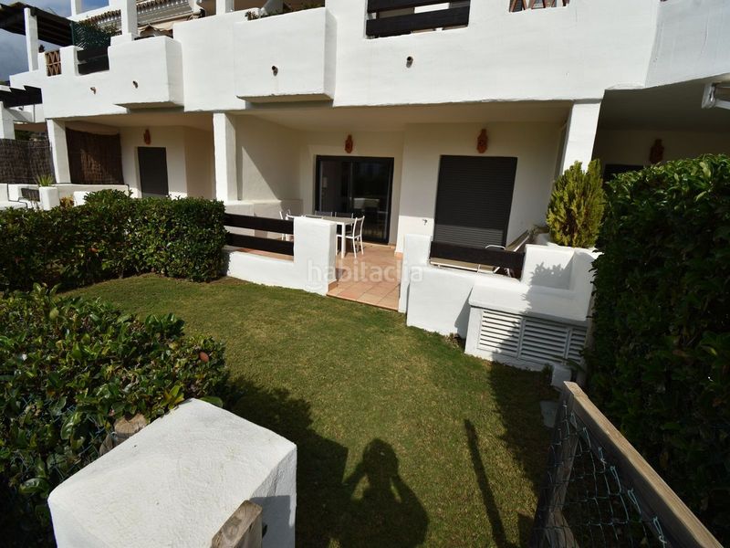 Foto 090038b7-39c3-4016-9e2d-e6f847f7afcc. Apartament amb aparcament piscina a Parque Central Estepona