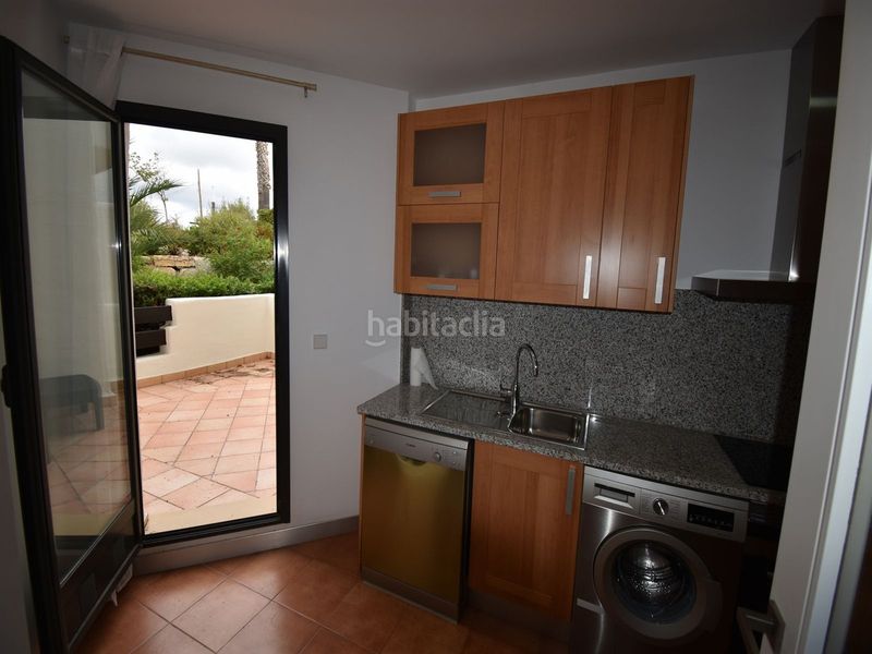 Foto cca1527d-d643-45e0-9e50-1a70508a1027. Apartament amb aparcament piscina a Parque Central Estepona