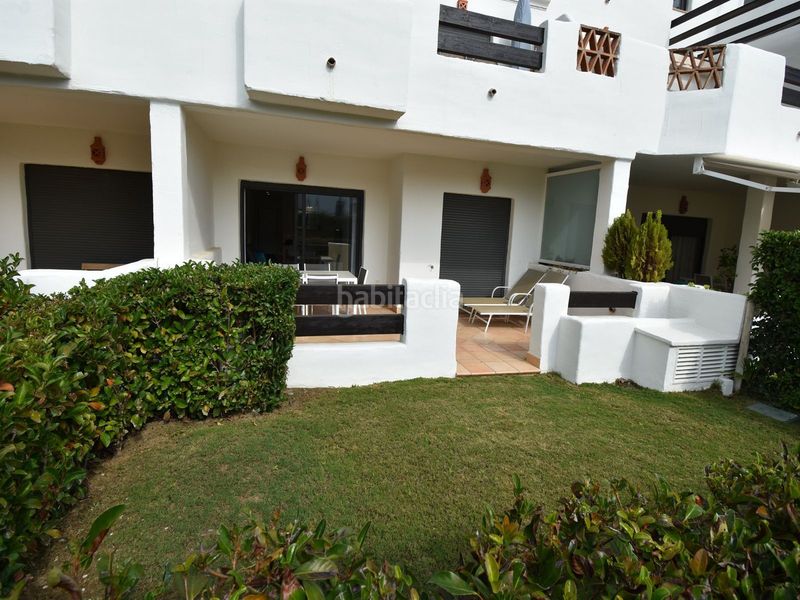 Foto d5acb38d-53dc-4e2f-9f02-a4e7a7e0394e. Apartament amb aparcament piscina a Parque Central Estepona