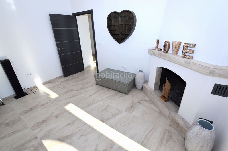 Foto ac3e66ec-0625-44d1-87e7-a134d1d2ba44. Casa amb piscina a Torremuelle Benalmádena