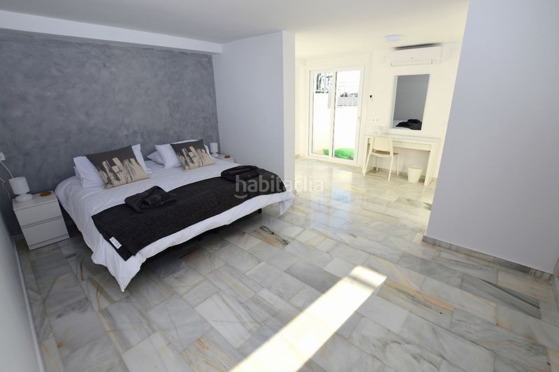 Foto e2ccadba-f510-4fdb-ae2b-80a9ea2d1571. Casa amb piscina a Torremuelle Benalmádena