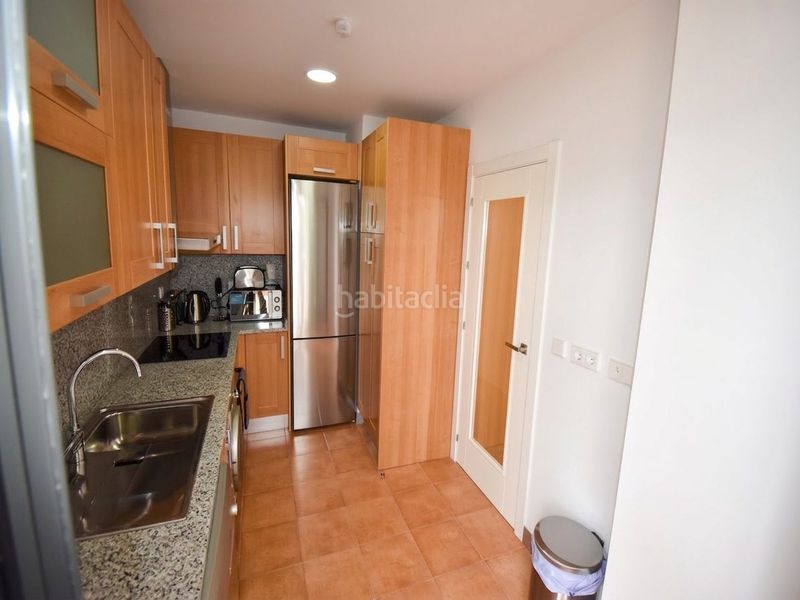 Foto 48ce8f0f-1771-4979-a5a2-d175d8f1fdd2. Apartament amb aparcament a El Velerín Estepona