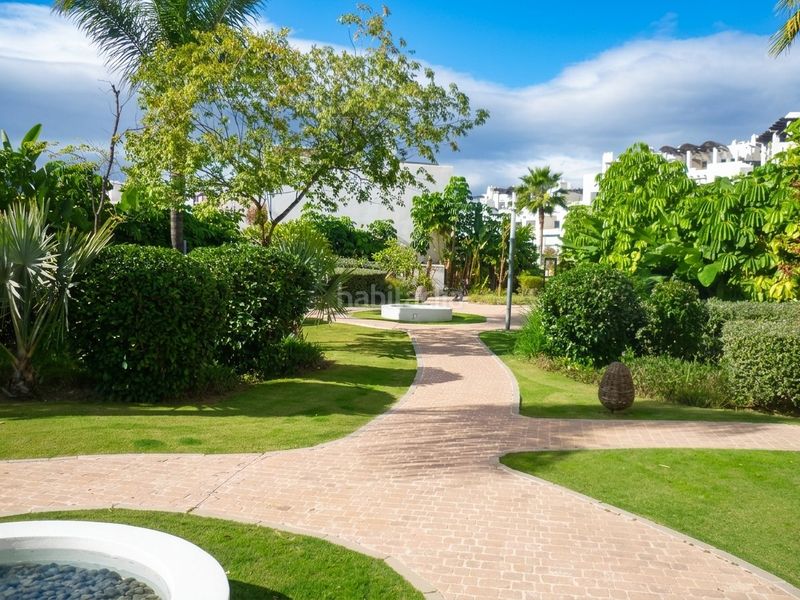 Foto 5da1f844-86ba-4b63-a0d0-43dc346264af. Apartament amb aparcament a El Velerín Estepona