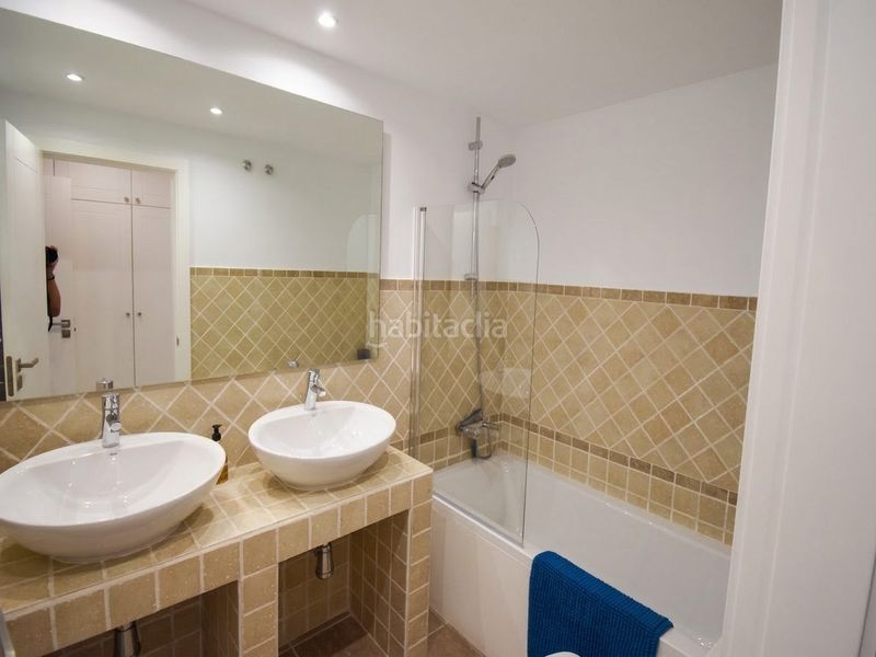 Foto 6df017a0-7163-4743-86c4-b56a1948bdbc. Apartament amb aparcament a El Velerín Estepona