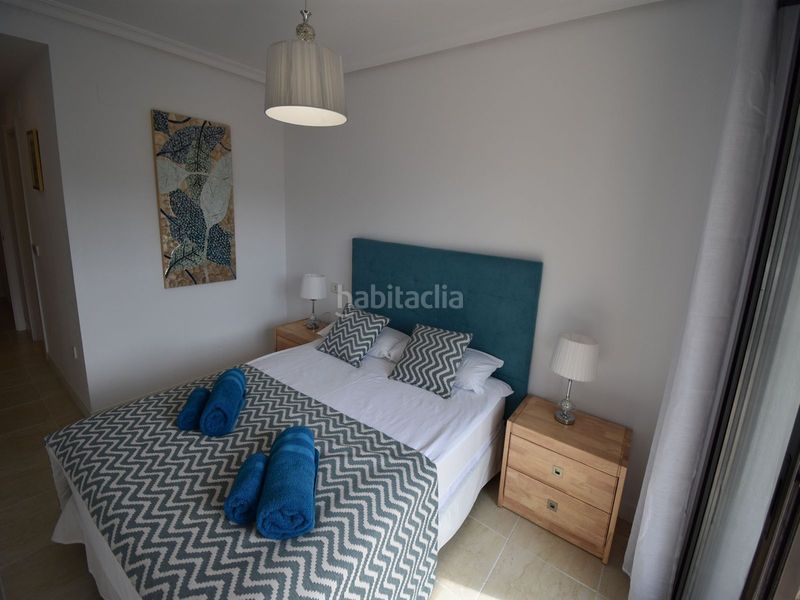 Foto a8d2c68d-b6ea-46d9-85d1-f43d4da2b620. Apartament amb aparcament a El Velerín Estepona