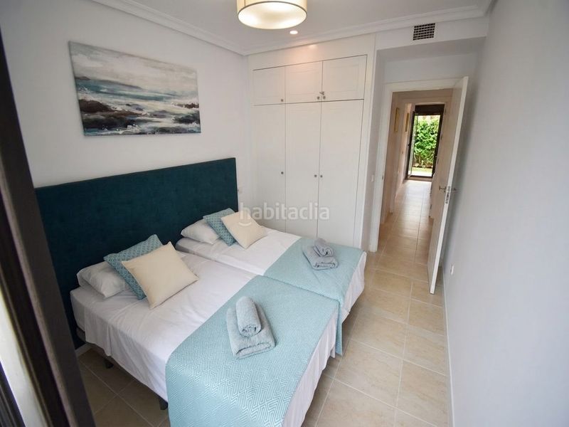 Foto ad2de2f8-b3bb-4628-ab9c-f3de10ecc983. Apartament amb aparcament a El Velerín Estepona