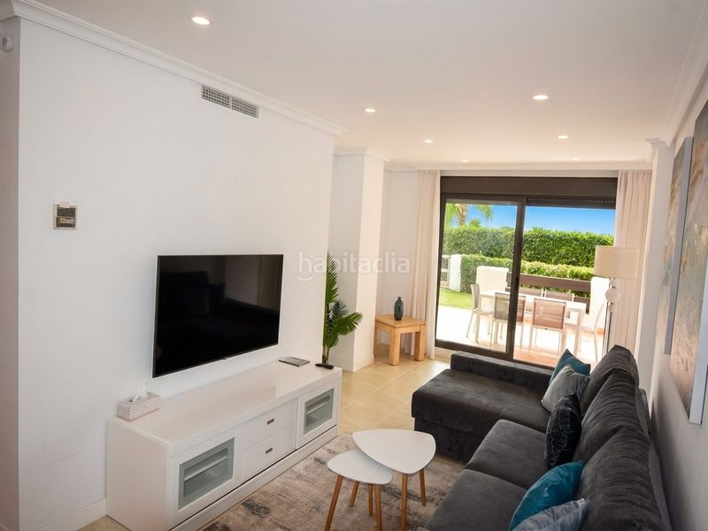 Foto dc5d5625-c271-4e56-8b61-b7e816c4576e. Apartament amb aparcament a El Velerín Estepona