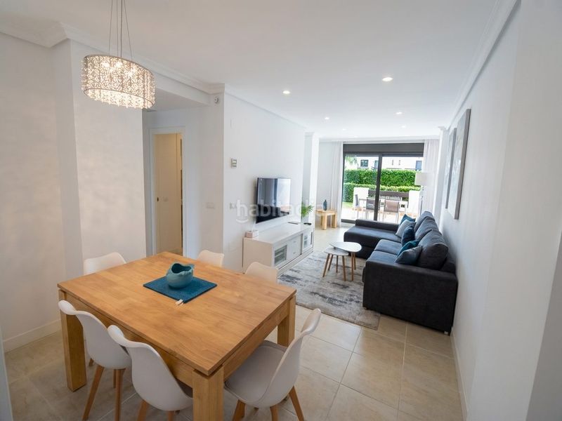 Foto e82412a7-f80f-40f2-8f66-585ae46fc638. Apartament amb aparcament a El Velerín Estepona