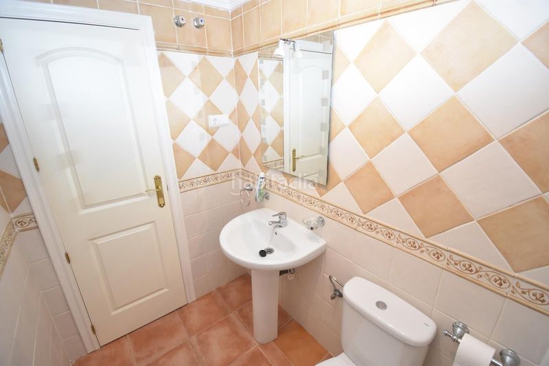 Foto d9389fce-cbc2-4b35-a7f9-740a62385ac5. Apartament amb aparcament piscina a Santa María Marbella
