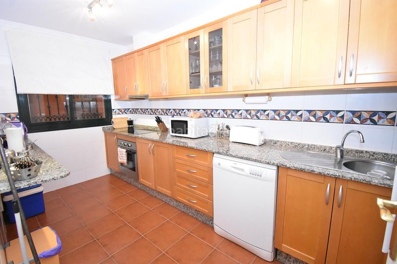 Foto dbe61bf8-7820-4d28-a44d-ec3975dc3620. Apartament amb aparcament piscina a Santa María Marbella