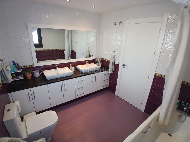 Foto ab3f6b03-8ade-4e6d-a15b-0d93e12bd4d3. Casa amb aparcament a Los Pacos Fuengirola