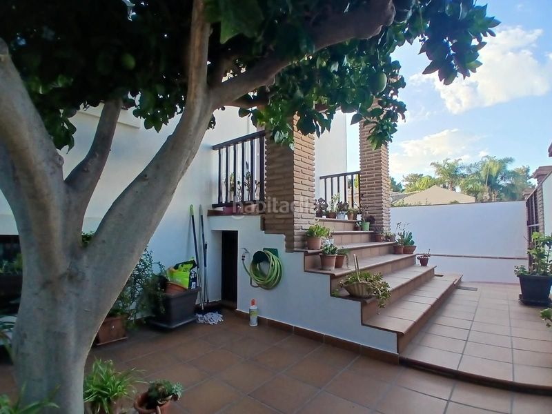 Foto cc6b4d2e-3181-4c42-9aaa-1569eb65bd19. Casa amb aparcament a Los Pacos Fuengirola