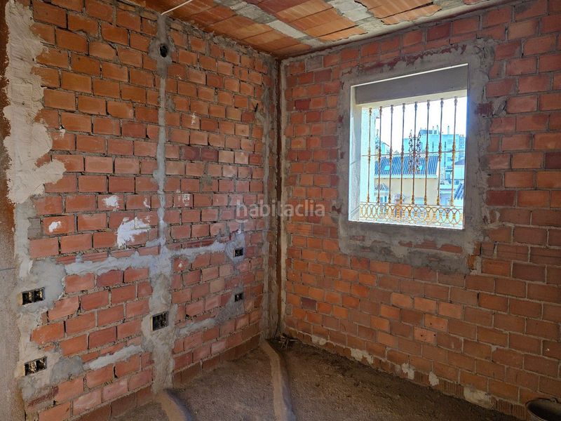 Foto 7b0d8067-5152-4a36-83be-8068c5ae7105. Casa amb aparcament a Los Boliches Fuengirola