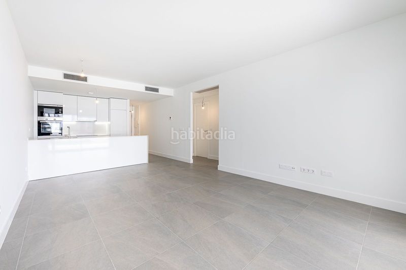 Foto 5806db36-63bd-40e8-b614-fc218a0960bf. Apartament amb aparcament a Alcorrín Manilva