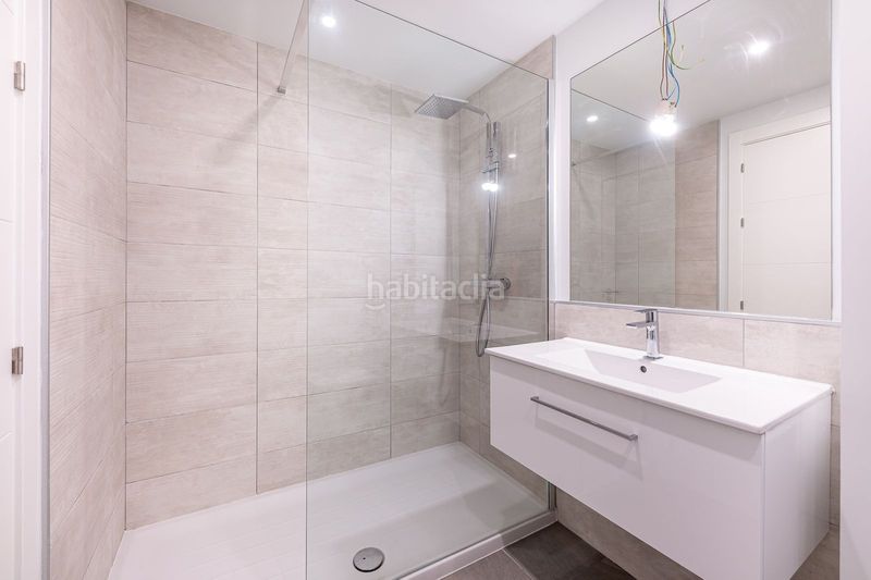 Foto a9584eb9-73e7-45a8-bd8b-88b59cc432e9. Apartament amb aparcament a Alcorrín Manilva