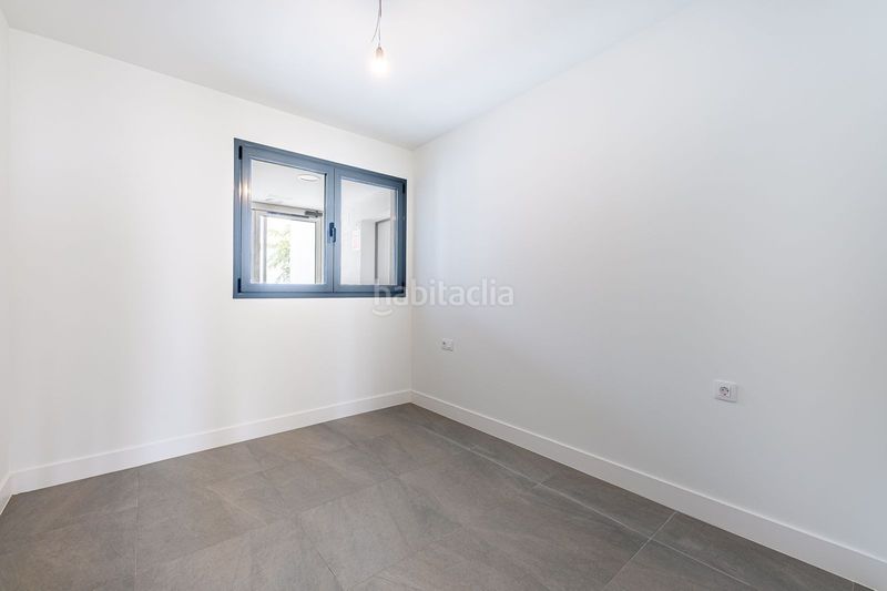 Foto c3bb77dd-4f3c-45bd-a56a-e1f03774210d. Apartament amb aparcament a Alcorrín Manilva
