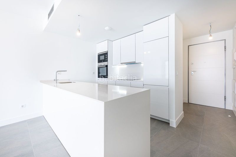 Foto e0f9b9f7-daf5-4d42-91b0-cac186286077. Apartament amb aparcament piscina a Alcorrín Manilva