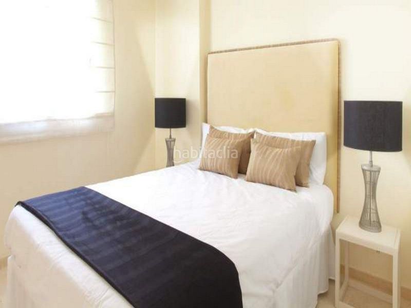 Foto 306dfaca-5a5d-4a2f-93db-e7ae0b46280e. Apartament amb piscina a Manantiales-Estación de Autobuses Torremolinos