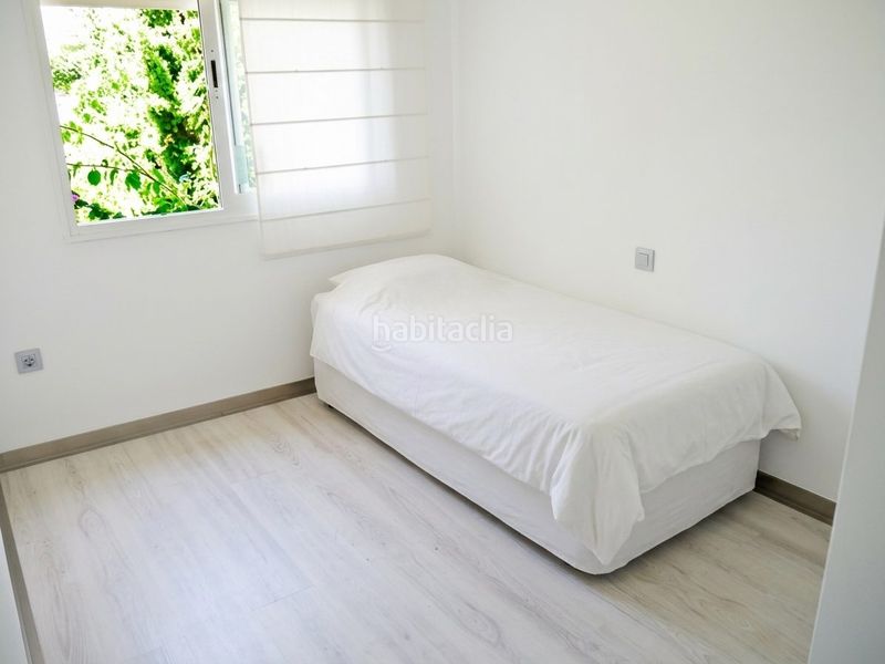Foto 63a1ee8d-6a76-4b8f-8150-e1641025145a. Casa adossada amb aparcament a Centro Nerja