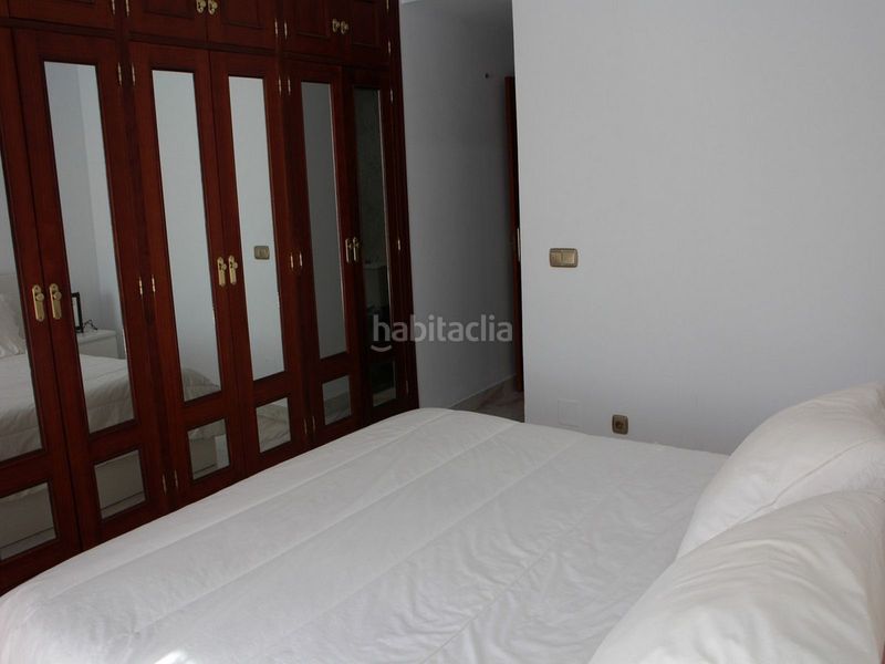 Foto 5dad9aaf-63fb-4244-9461-da594e2c26e2. Casa en Centro ciudad Fuengirola
