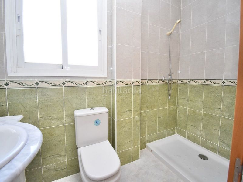 Foto 3a6fbed0-dfaf-41f2-9f4f-48ed25c903ec. Casa amb aparcament a Centro ciudad Fuengirola