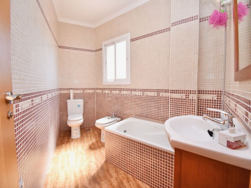 Foto 7c0186c8-6856-4ffb-a915-61817134d34d. Casa amb aparcament a Centro ciudad Fuengirola