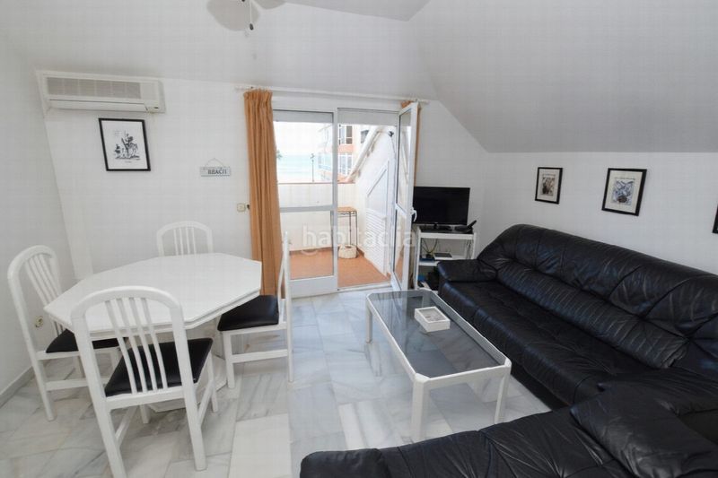 Foto b97fad5d-173f-4e91-b02e-4c4c6c9b015c. Apartament amb piscina a Centro Nerja