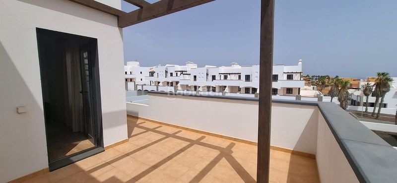 Foto 60533398-2e6c-4ae8-8f08-78dbb9a43564. Apartament amb aparcament a Corralejo Oliva (La)