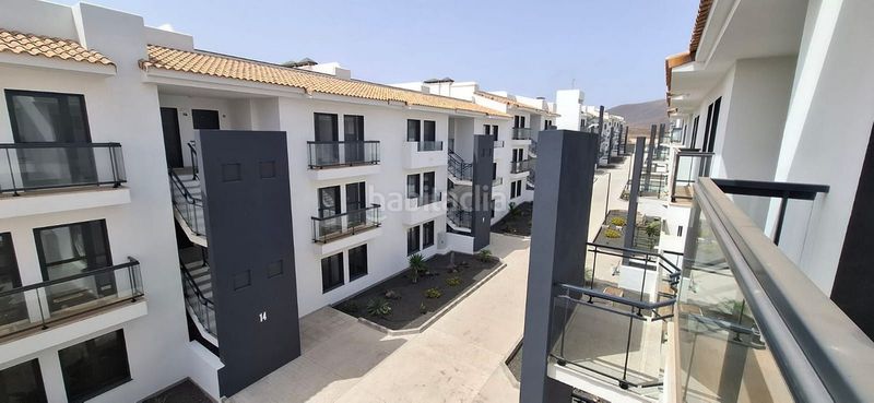 Foto 964902bc-38af-46aa-9598-5f05dd3c803e. Apartament amb aparcament a Corralejo Oliva (La)