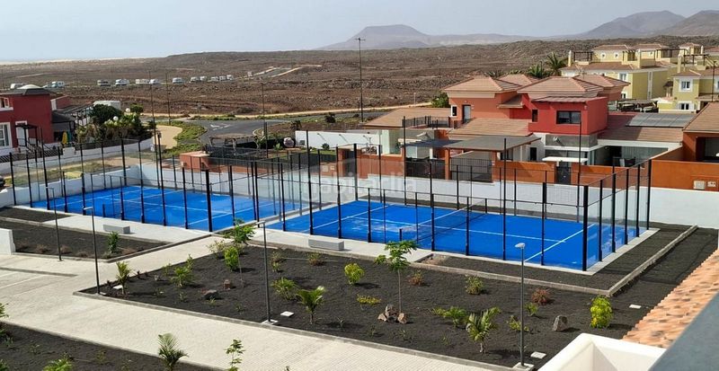 Foto c71e5367-e345-451e-9472-b5428c90a5ad. Apartament amb aparcament a Corralejo Oliva (La)