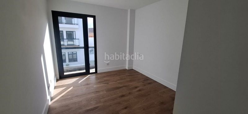 Foto 09c2f60a-3e5a-4d23-9b7d-5cbcdb2598d0. Apartament amb aparcament piscina a Corralejo Oliva (La)